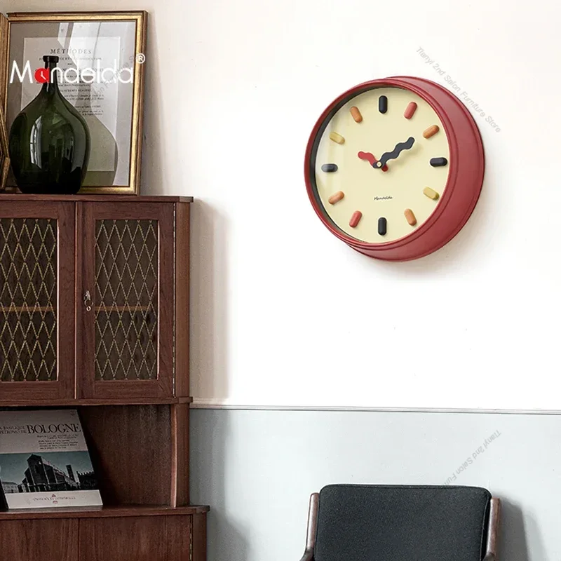 Crèmekleurige decoratieve wand - Luxury Lifestyle Homes recensie en prijs