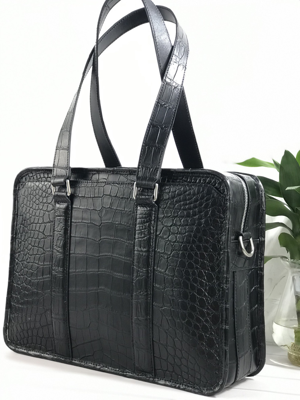 Nieuwe laptoptas van krokodill - Luxury Lifestyle Men recensie en prijs